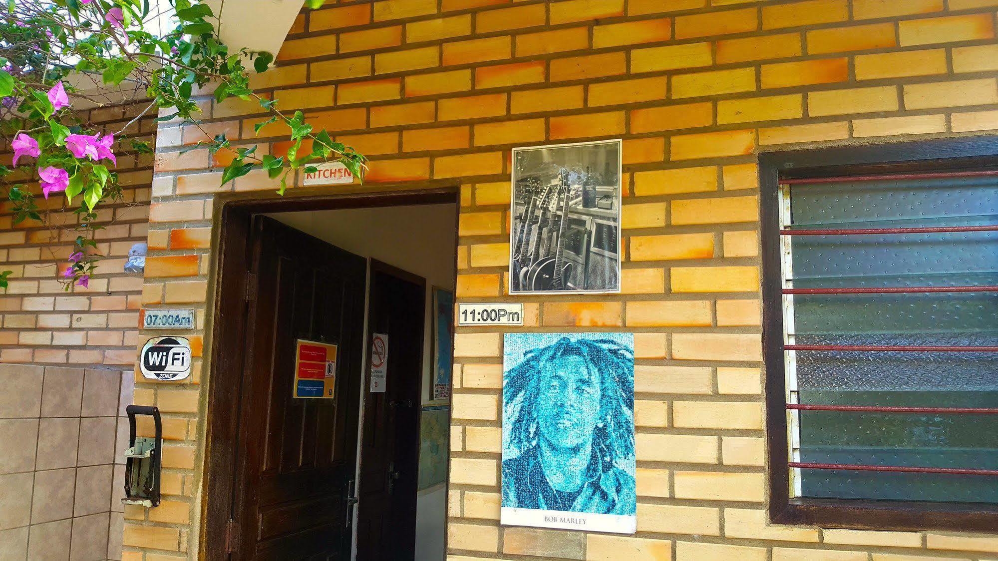 Media Veronica Hostel Suites Pipa Arez Exterior foto